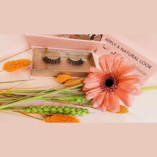 Honey 3D Natural Mink Lashes by Blake Lashes and Cosmetica